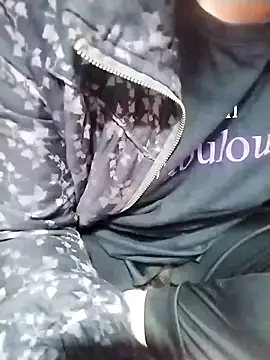 Snapshot of loveyou246 chatting on February 5, 7:18 am loveyou246 online show from February 5, 7:18 am