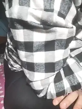 Snapshot of loveyou246 chatting on February 12, 4:00 pm loveyou246 online show from February 12, 4:00 pm