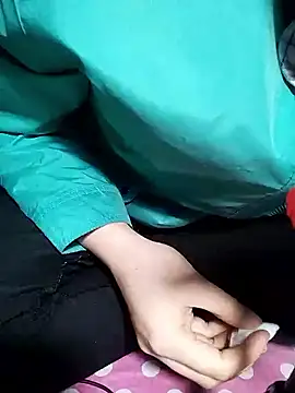 Snapshot of loveyou246 chatting on February 23, 7:55 am loveyou246 online show from February 23, 7:55 am