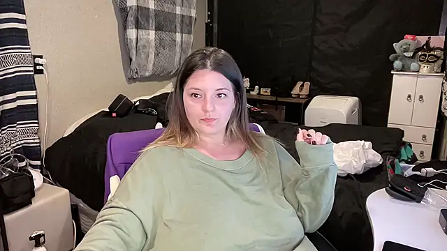 magicsparkles online show from February 10, 12:04 am