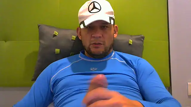 Snapshot of altenori112 chatting on February 13, 5:11 pm altenori112 online show from February 13, 5:11 pm