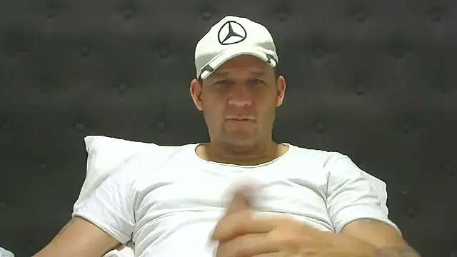 Snapshot of altenori112 chatting on February 19, 2:23 am altenori112 online show from February 19, 2:23 am