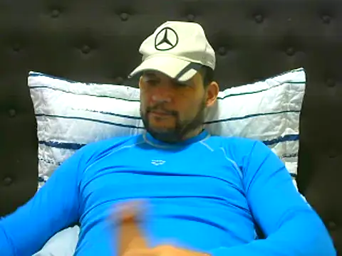 Snapshot of altenori112 chatting on October 20, 12:38 pm altenori112 online show from October 20, 12:38 pm