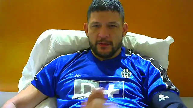 Snapshot of altenori112 chatting on October 28, 1:58 pm altenori112 online show from October 28, 1:58 pm