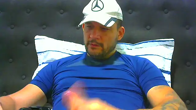 Snapshot of altenori112 chatting on November 7, 2:33 am altenori112 online show from November 7, 2:33 am