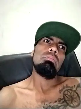 Snapshot of Chacal_Armyy chatting on November 15, 1:14 am Chacal Armyy online show from November 15, 1:14 am