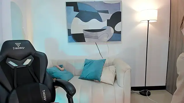 SaraParker  online show from January 31, 11:25 pm