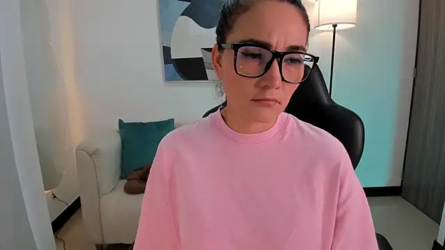 SaraParker  online show from April 17, 10:24 pm