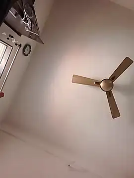 Snapshot of Manjushri35 chatting on December 6, 5:09 am Manjushri35 online show from December 6, 5:09 am