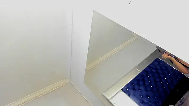 Sammybitchx online show from April 17, 1:03 pm