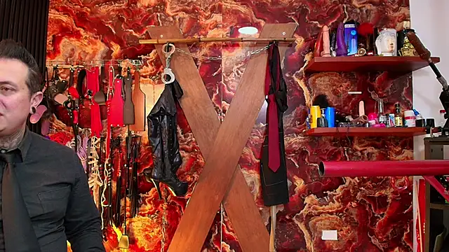 Snapshot of boy_n_girl chatting on October 21, 9:43 am boy n girl online show from October 21, 9:43 am