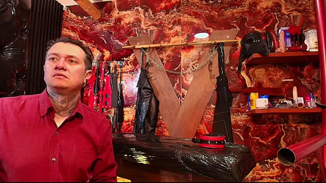 Snapshot of boy_n_girl chatting on December 5, 9:40 am boy n girl online show from December 5, 9:40 am