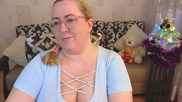 Ginesia online show from December 13, 1:01 pm