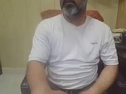 hairymaster95 online show from May 24, 5:23 am
