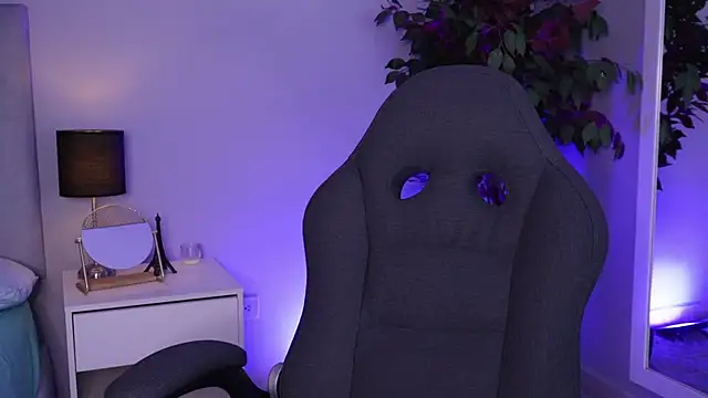 emma colucci online show from January 17, 7:38 pm