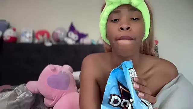 Cum2Charm online show from March 7, 3:53 pm