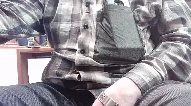 Snapshot of HaraldGermany chatting on December 23, 5:11 pm HaraldGermany online show from December 23, 5:11 pm