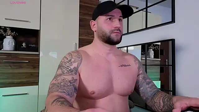 moonjoey online show from January 15, 5:58 pm