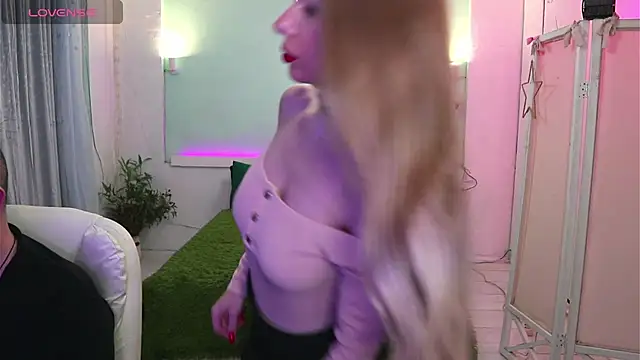 AlisaAleksandr online show from February 23, 7:11 pm