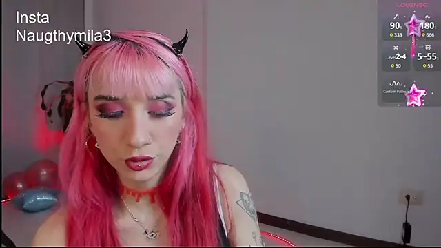 Sky dominika  online show from November 18, 1:22 am