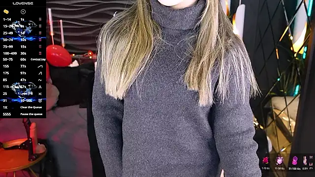 KylieMellow online show from February 10, 5:44 am