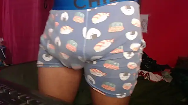 Snapshot of longdickservice chatting on February 11, 12:17 am longdickservice online show from February 11, 12:17 am