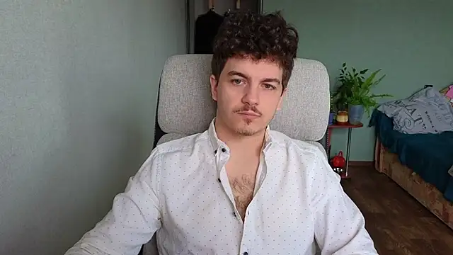 Remy Miles online show from April 9, 4:45 am