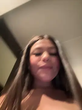 Alyshanon18 online show from March 23, 3:10 am