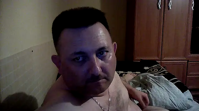 Snapshot of Novy73 chatting on September 26, 9:30 pm Novy73 online show from September 26, 9:30 pm