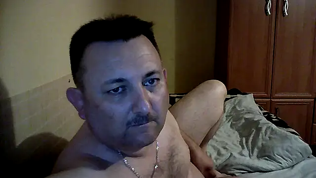 Snapshot of Novy73 chatting on October 28, 11:51 pm Novy73 online show from October 28, 11:51 pm