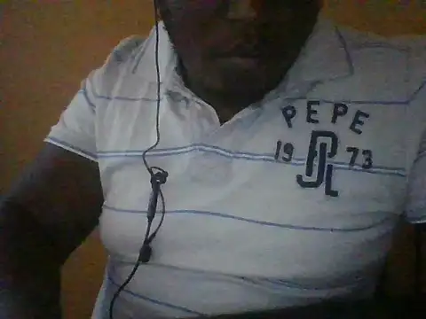 Snapshot of honeyswit chatting on September 9, 8:03 am honeyswit online show from September 9, 8:03 am