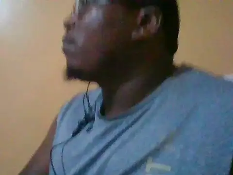 Snapshot of honeyswit chatting on October 12, 7:24 pm honeyswit online show from October 12, 7:24 pm