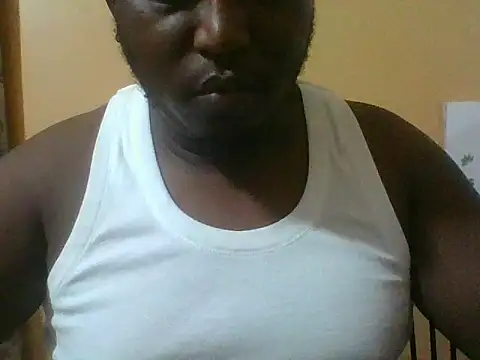 Snapshot of honeyswit chatting on December 2, 9:32 pm honeyswit online show from December 2, 9:32 pm