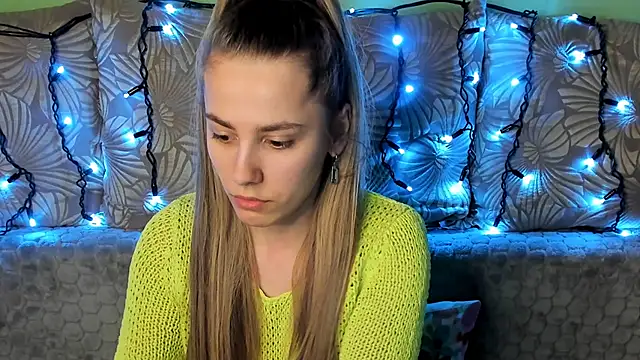 MaggieCake online show from January 28, 1:50 am