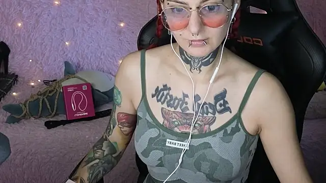 Snapshot of Ginger_Stay chatting on September 12, 11:54 am Ginger Stay online show from September 12, 11:54 am