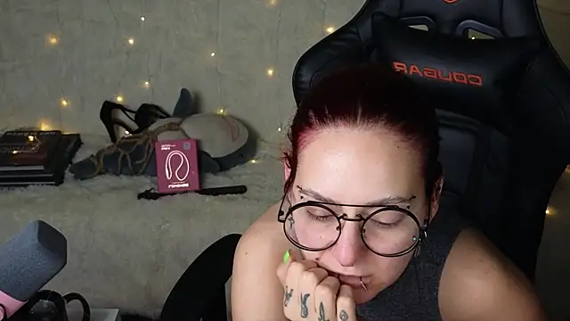 Snapshot of Ginger_Stay chatting on September 25, 8:45 pm Ginger Stay online show from September 25, 8:45 pm