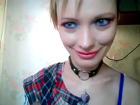 WildMissNiks online show from January 26, 10:23 am