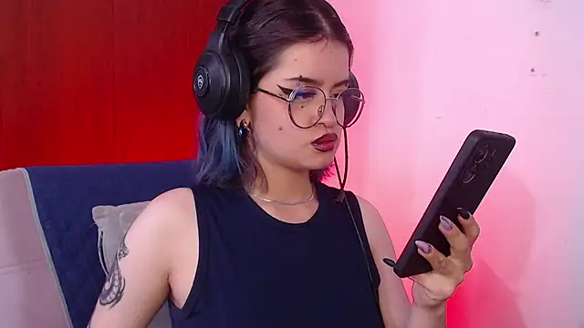 Raventh  online show from March 21, 1:37 pm