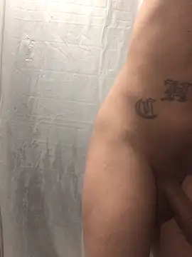 Snapshot of 69RIPsta69 chatting on November 22, 7:07 am 69RIPsta69 online show from November 22, 7:07 am