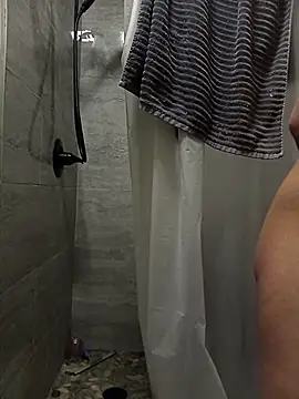 Snapshot of 69RIPsta69 chatting on November 29, 10:07 am 69RIPsta69 online show from November 29, 10:07 am