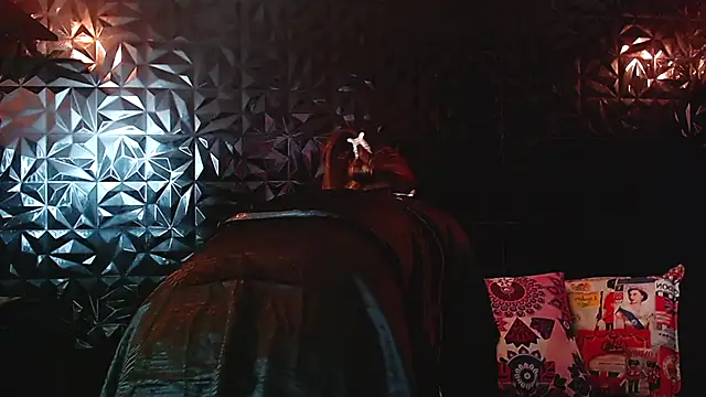 Snapshot of PINK__LOLA1 chatting on December 18, 8:04 pm PINK LOLA1 online show from December 18, 8:04 pm