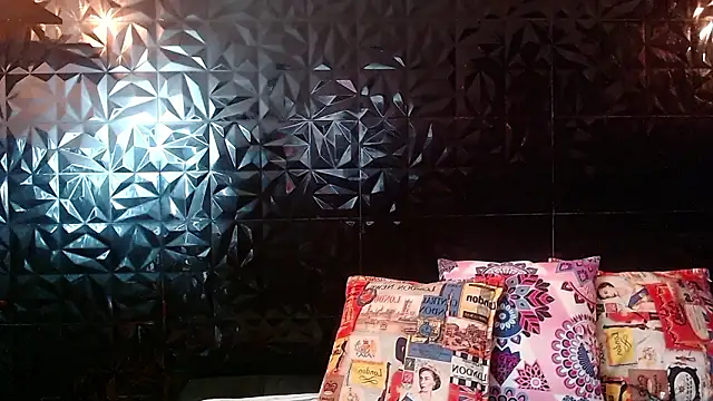 Snapshot of PINK__LOLA1 chatting on February 19, 11:12 pm PINK LOLA1 online show from February 19, 11:12 pm