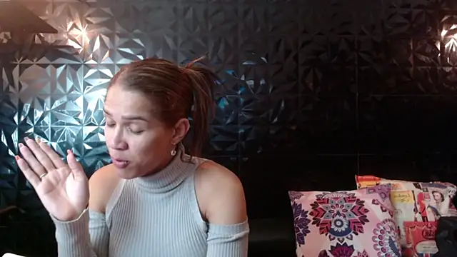 Snapshot of PINK__LOLA1 chatting on February 20, 11:54 am PINK LOLA1 online show from February 20, 11:54 am