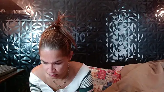 Snapshot of PINK__LOLA1 chatting on February 27, 6:08 pm PINK LOLA1 online show from February 27, 6:08 pm