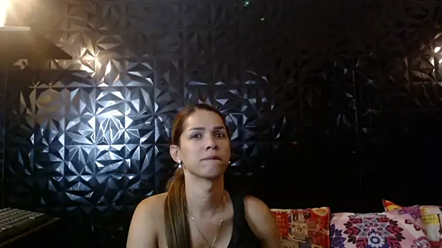 PINK  LOLA1 online show from April 12, 12:26 am