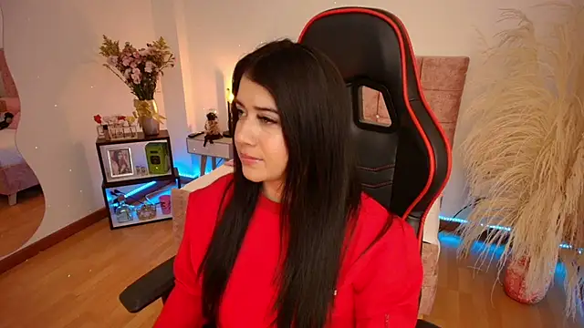 KallyMyller1 online show from December 18, 3:22 pm