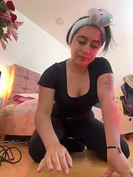 KallyMyller1 online show from February 18, 7:19 pm