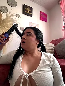 KallyMyller1 online show from September 13, 7:46 pm