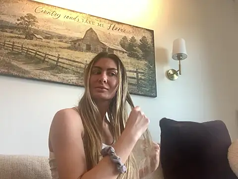 Alyssa rhoades online show from June 2, 3:14 pm