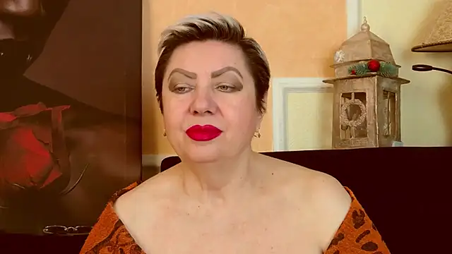 LadyPosh online show from April 14, 11:11 pm